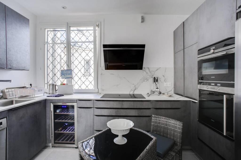 Appartement Trocadéro à Paris Extérieur photo